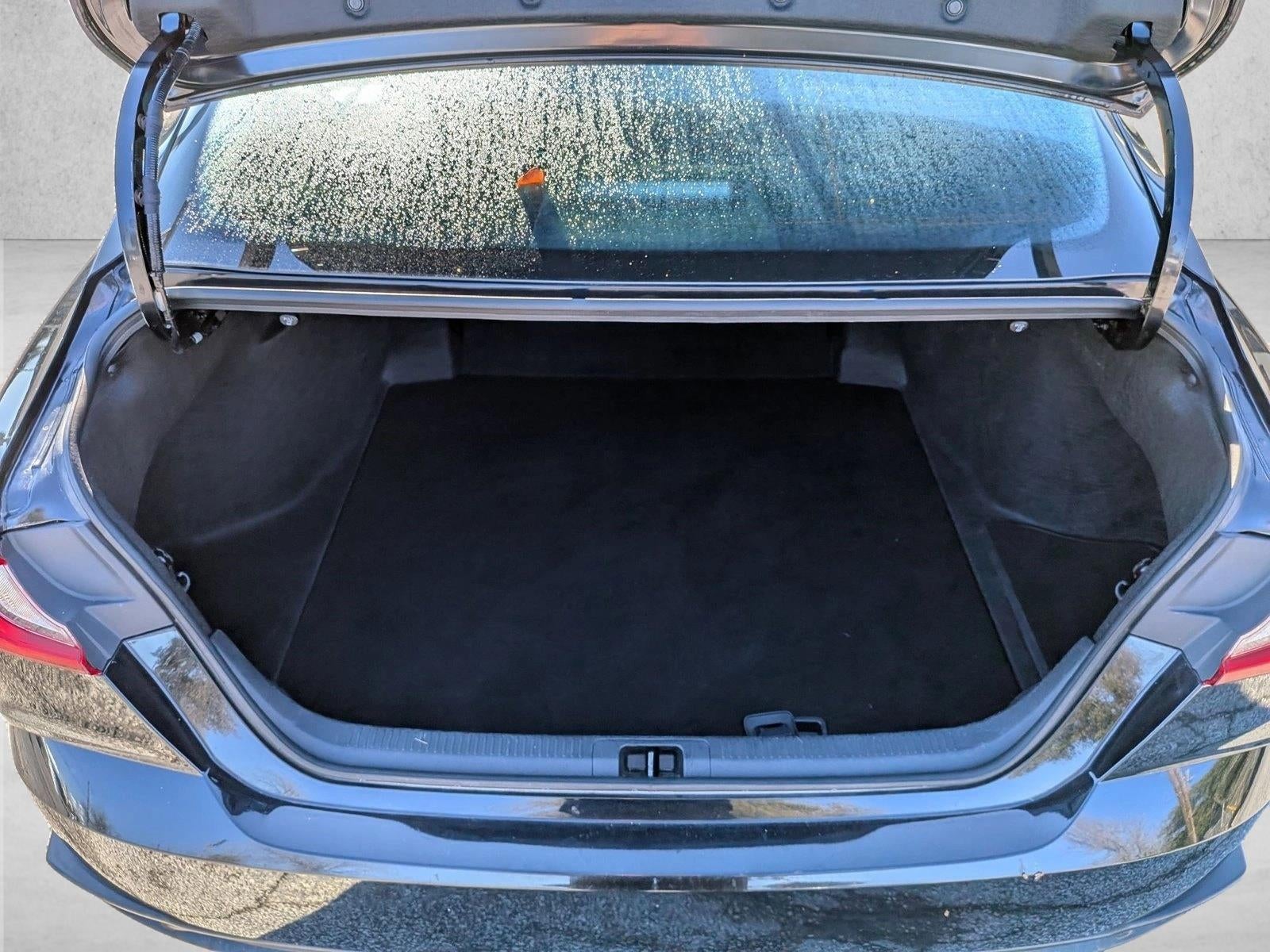 2025 Toyota Camry SE (SE)