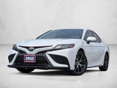 2022 Toyota Camry SE Auto (SE)