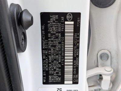 2022 Toyota Camry SE Auto (SE)