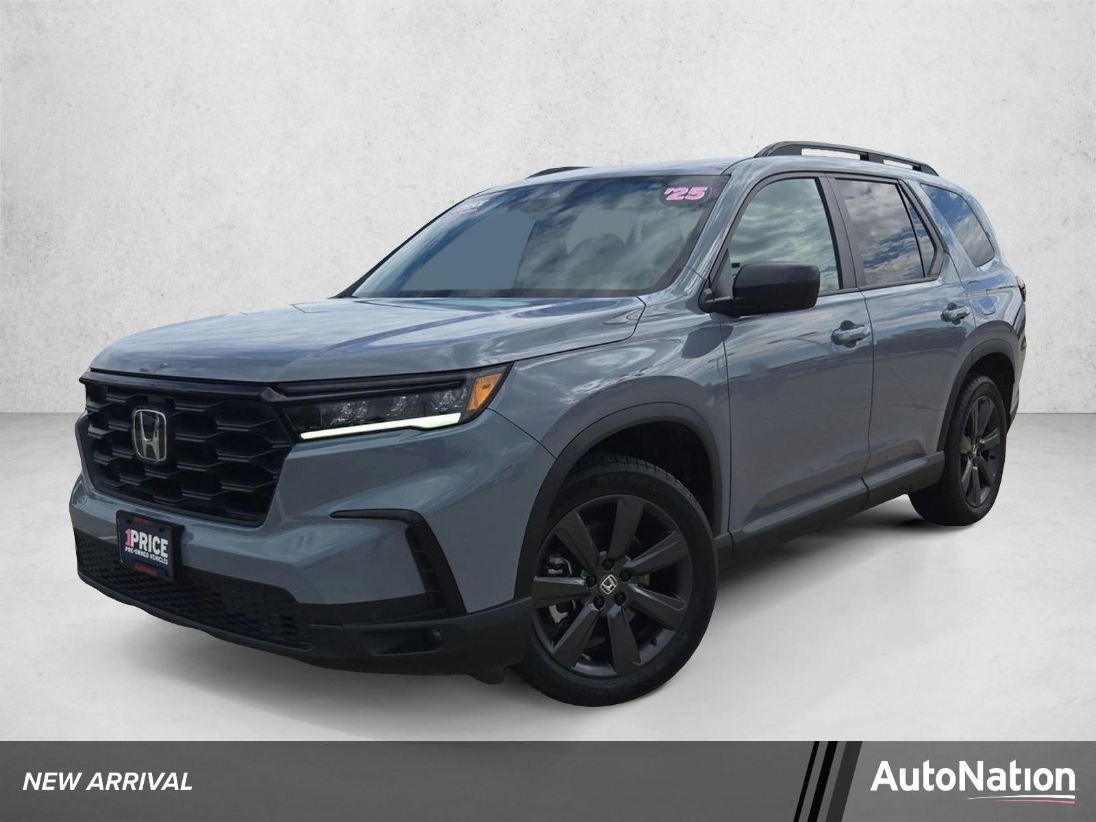 2025 Honda Pilot Sport 2WD's photo