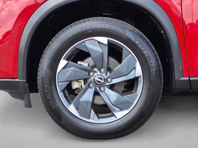 2025 Nissan Rogue AWD SV