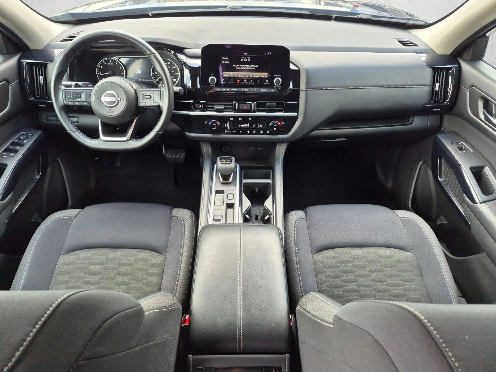 2025 Nissan Pathfinder SV 2WD
