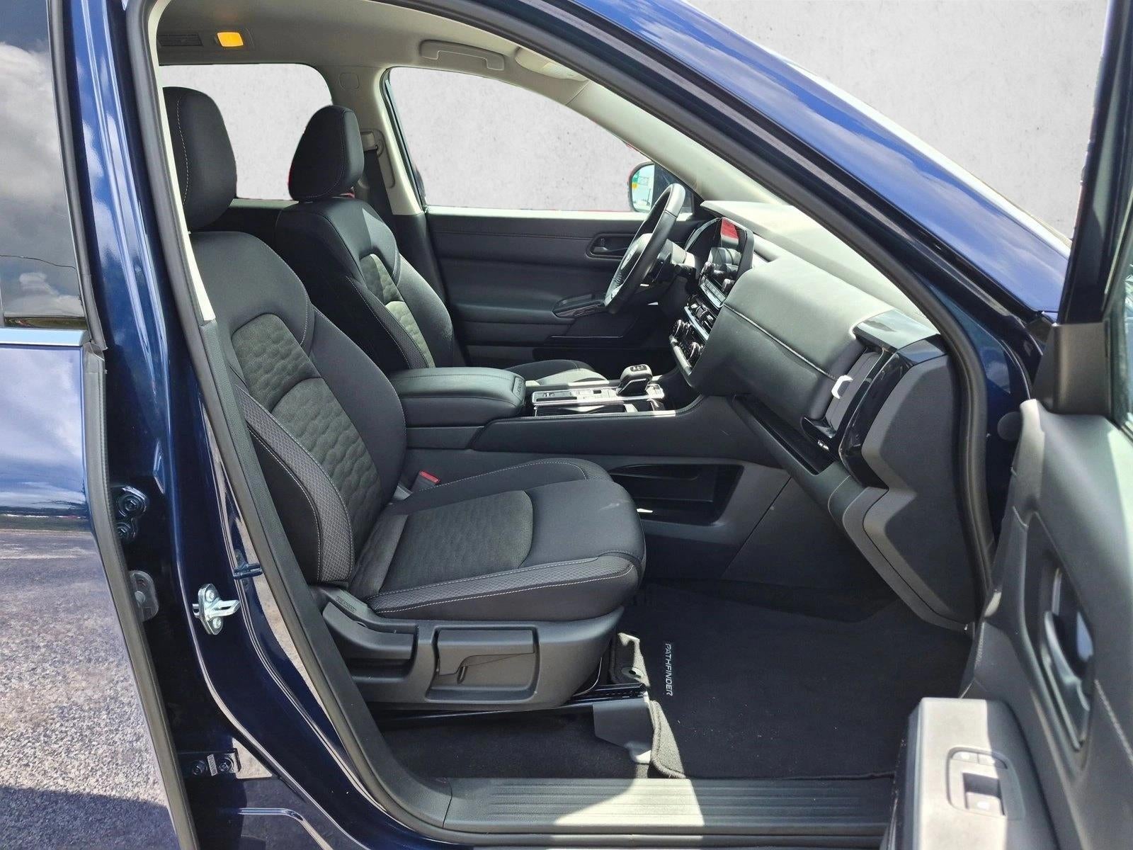 2025 Nissan Pathfinder SV 2WD