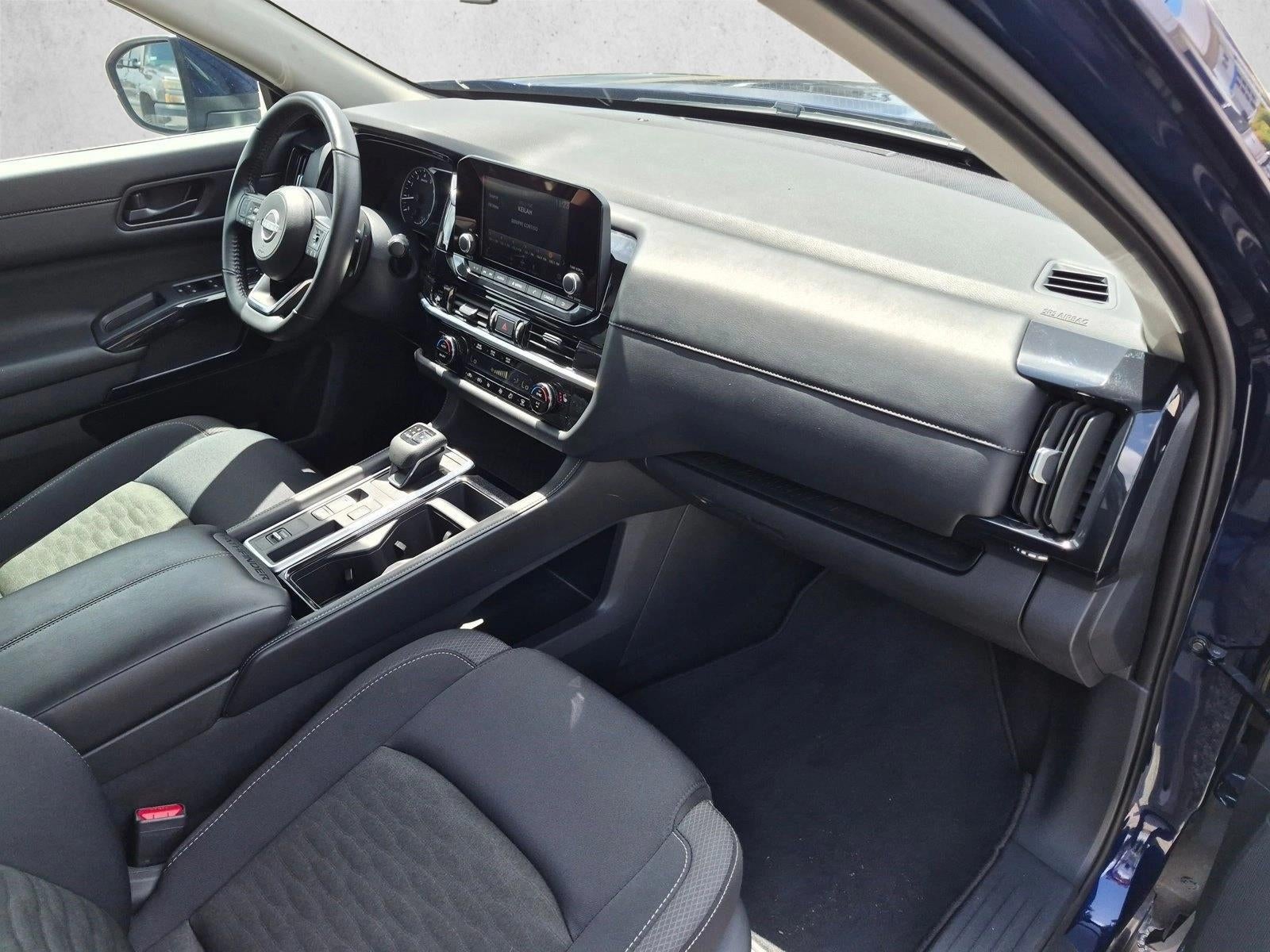 2025 Nissan Pathfinder SV 2WD