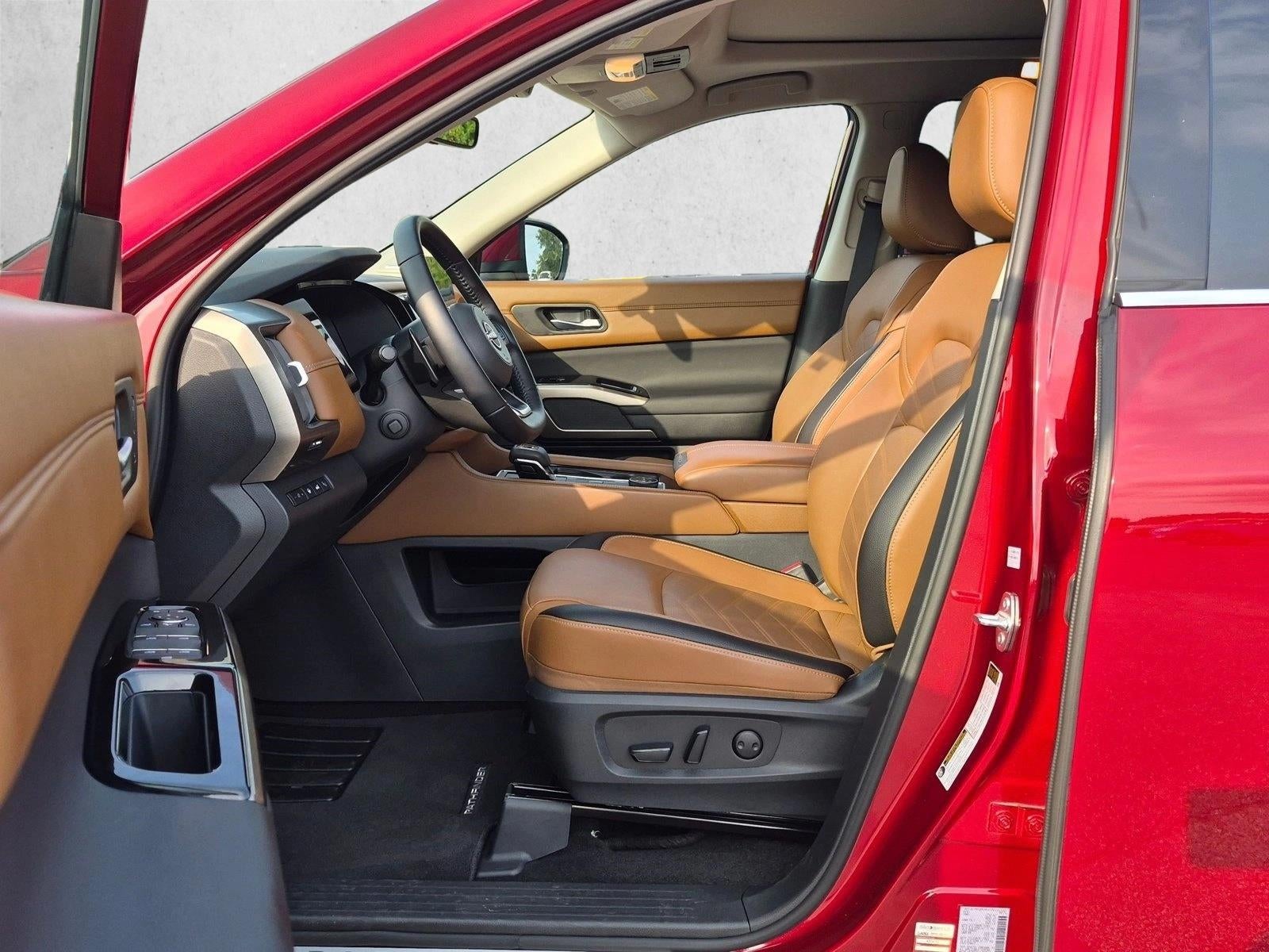 2025 Nissan Pathfinder Platinum 4WD