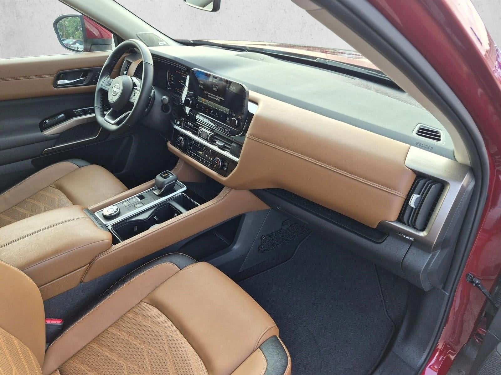 2025 Nissan Pathfinder Platinum 4WD