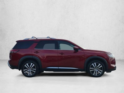 2025 Nissan Pathfinder Platinum 4WD