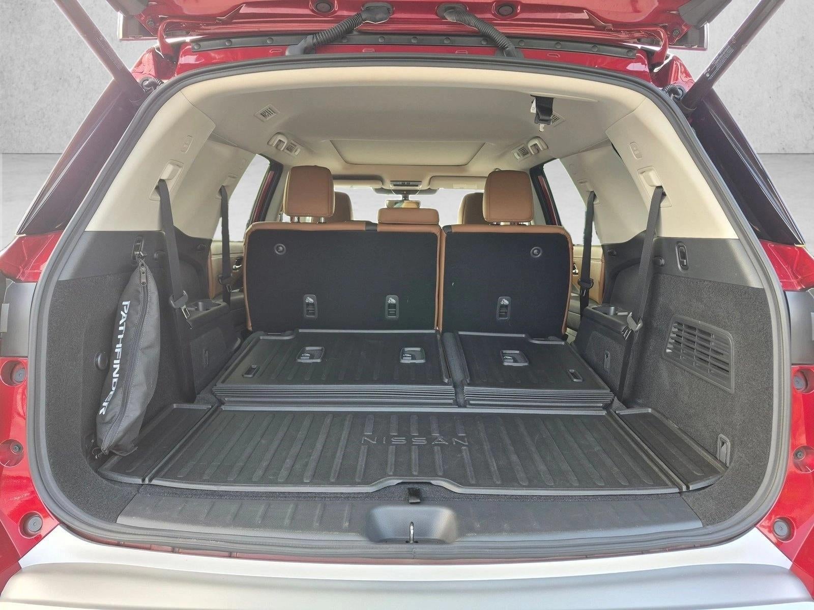 2025 Nissan Pathfinder Platinum 4WD