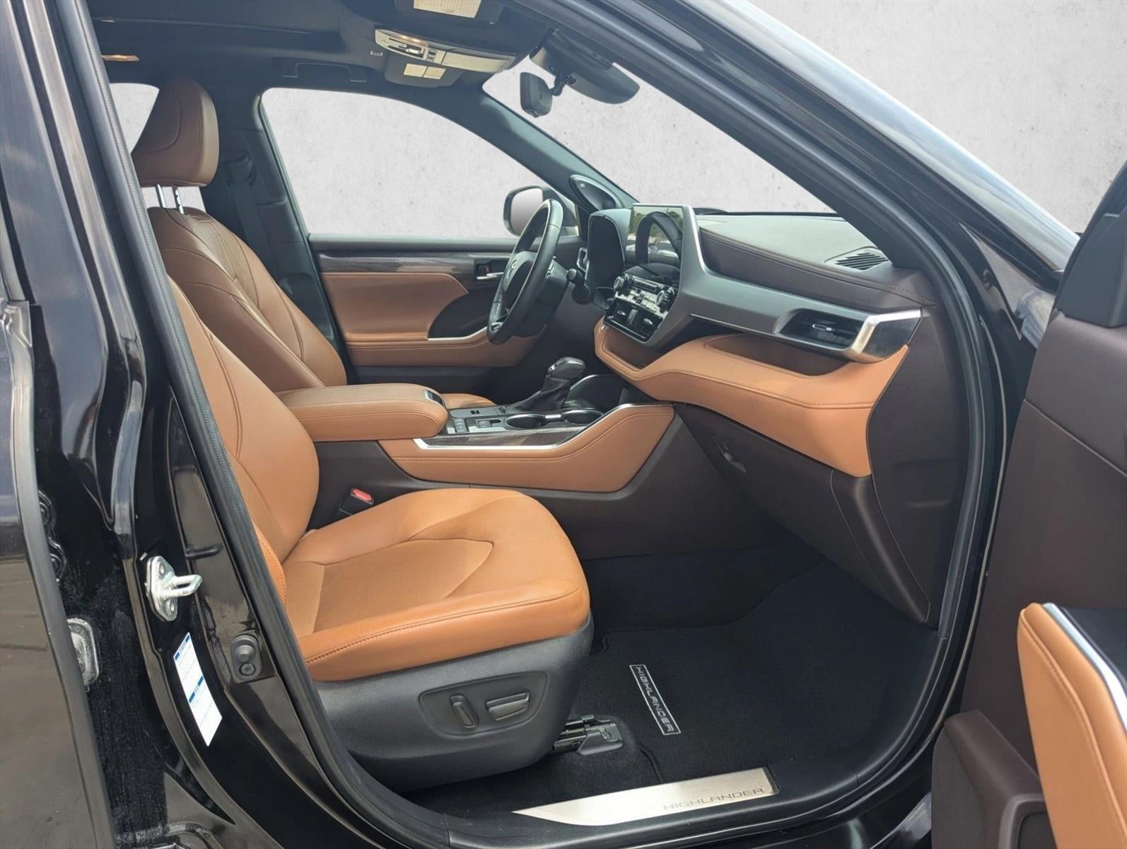 2021 Toyota Highlander Hybrid Platinum AWD (Natl)