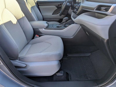 2023 Toyota Highlander LE FWD (GS)