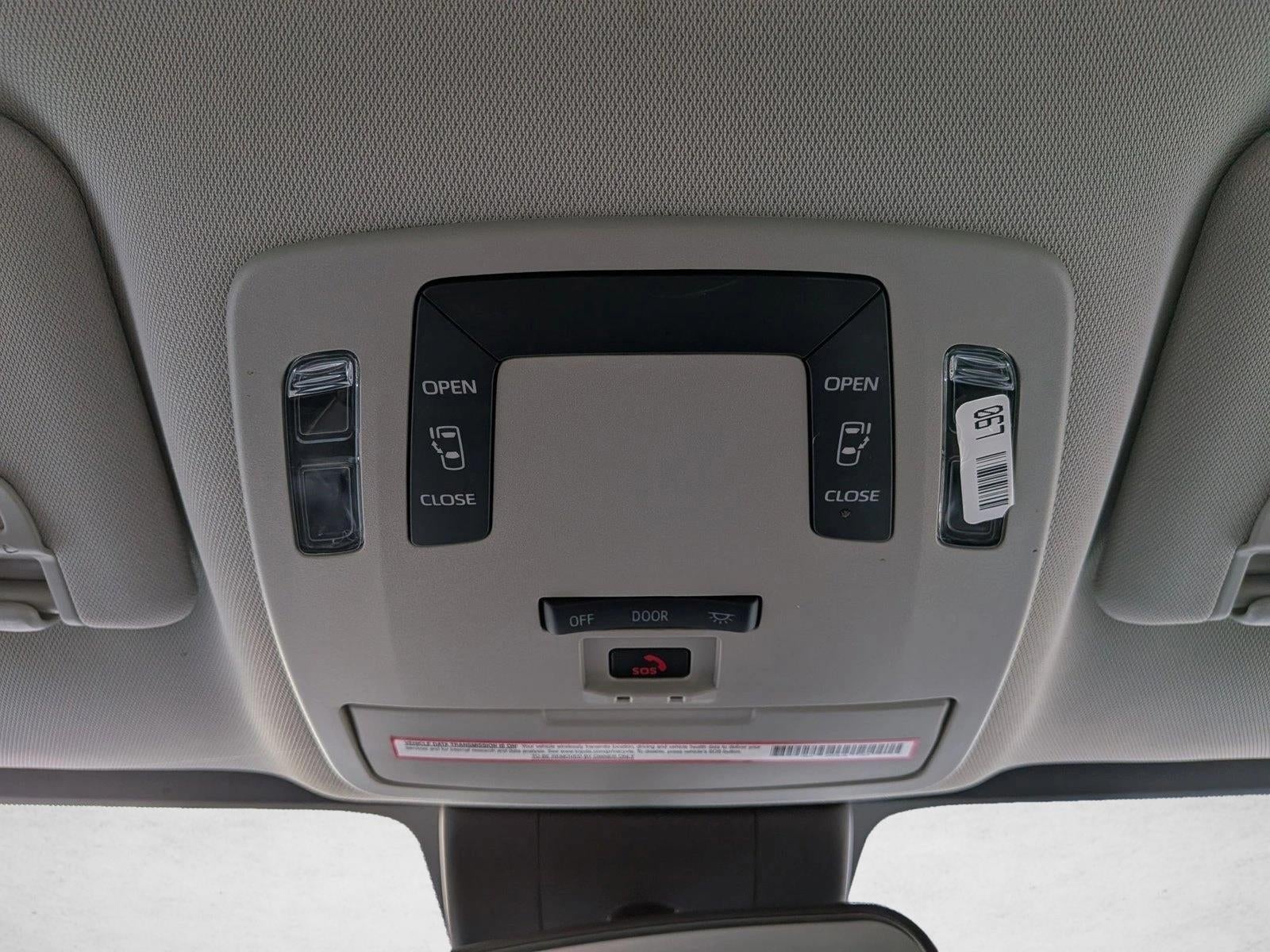 2024 Toyota Sienna LE FWD 8-Passenger (Natl)