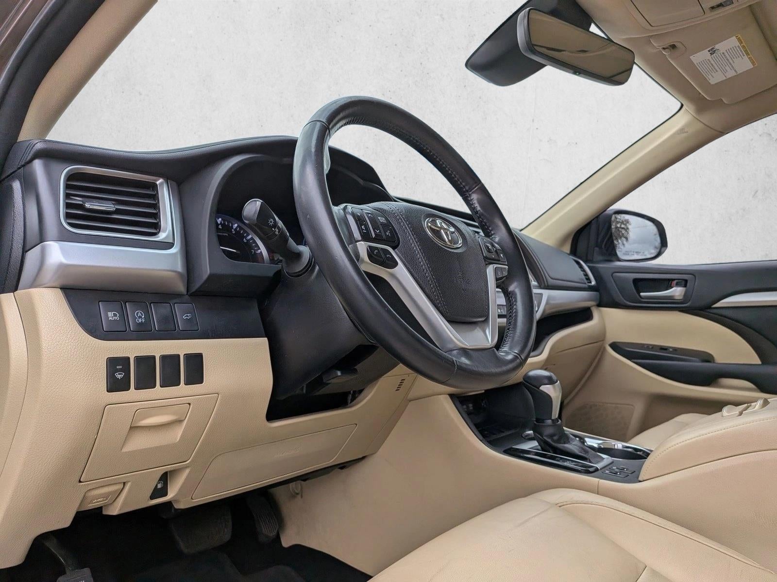 2017 Toyota Highlander XLE V6 FWD (Natl)