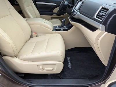 2017 Toyota Highlander XLE V6 FWD (Natl)