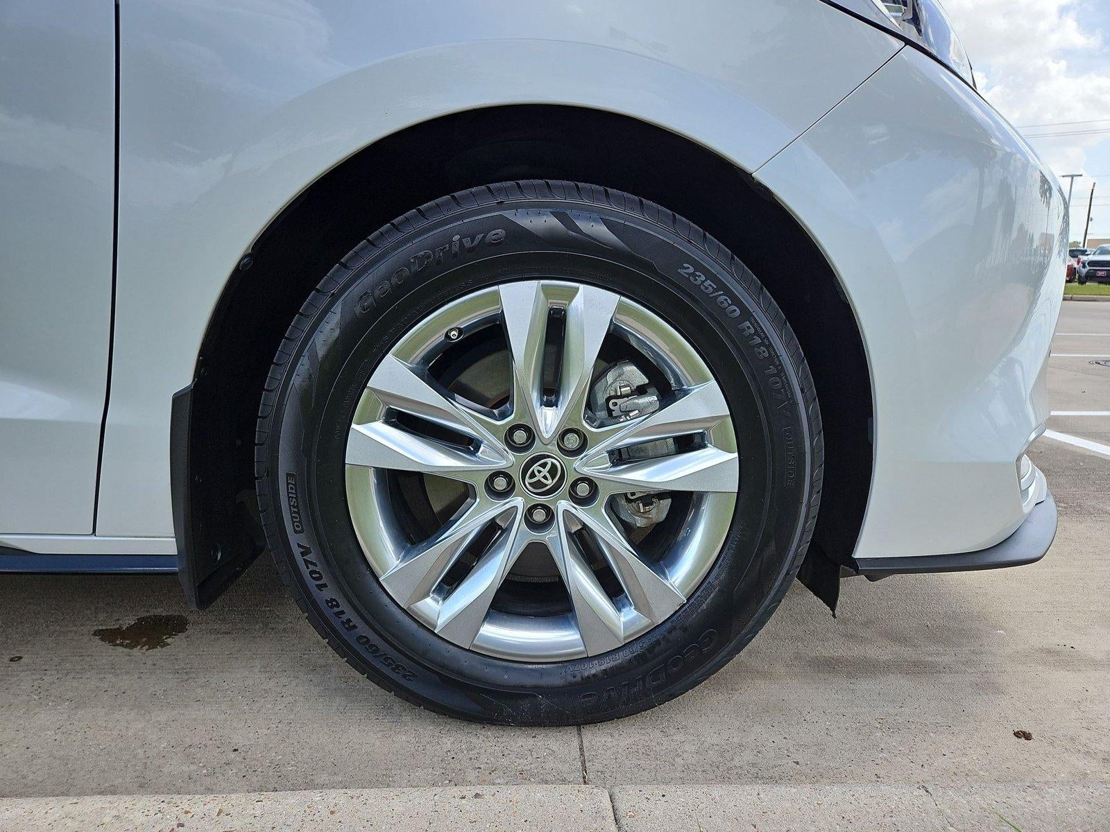 2023 Toyota Sienna Limited AWD 7-Passenger (GS)