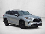 2020 Toyota Highlander LE FWD (GS)