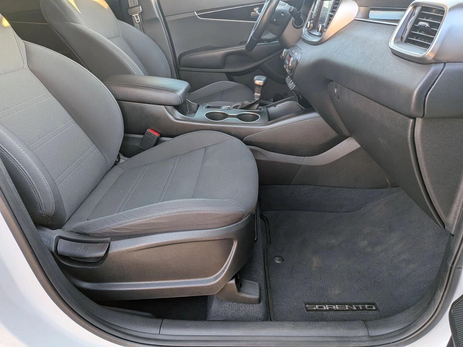 2020 Kia Sorento S V6 AWD