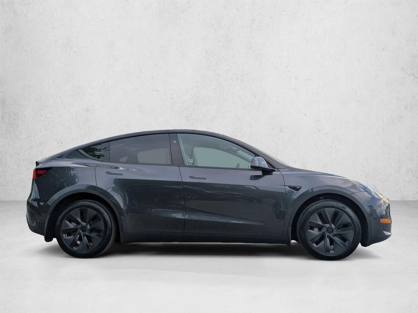 2025 Tesla Model Y Long Range AWD *Ltd Avail*