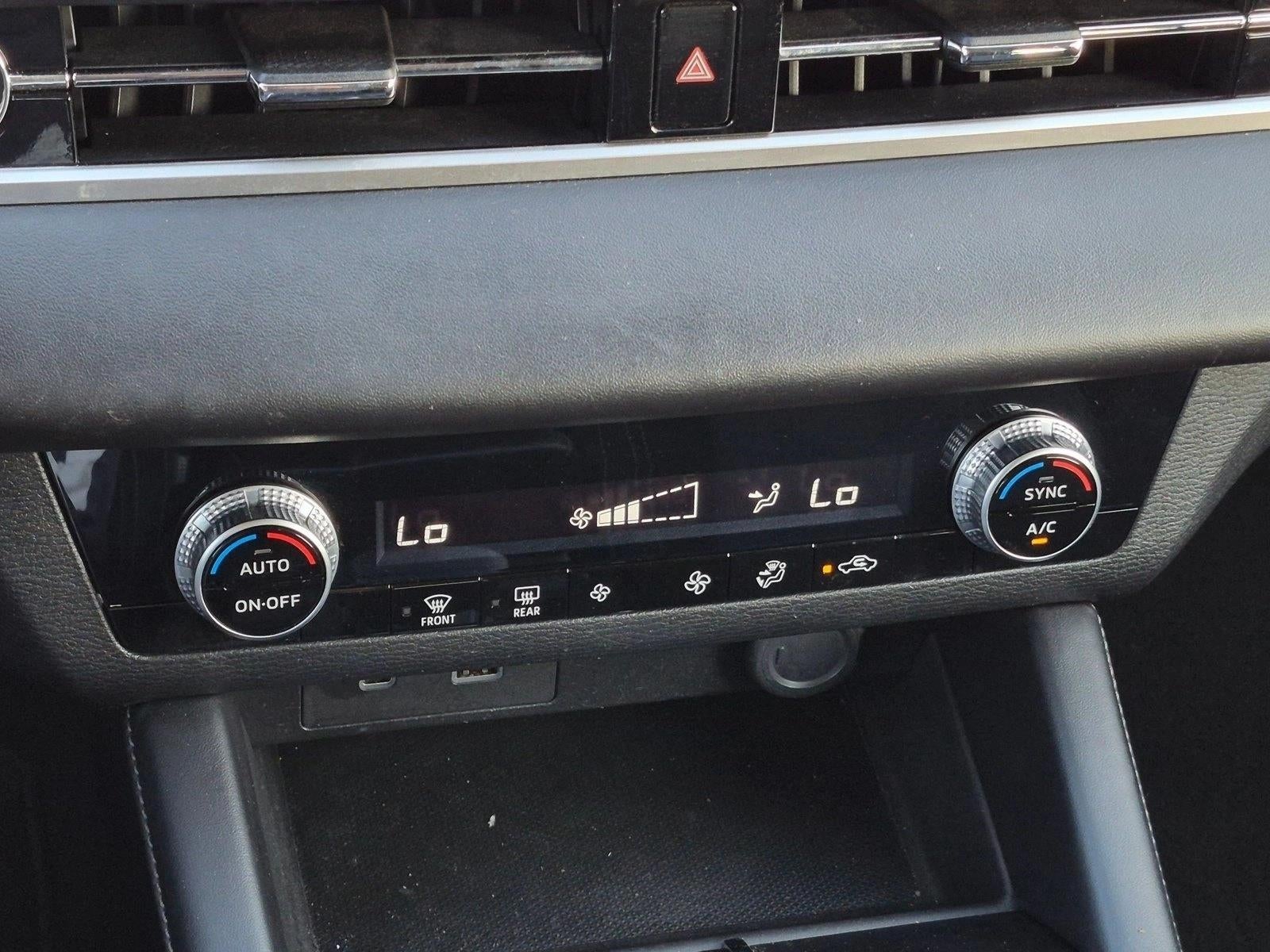 2022 Mitsubishi Outlander ES FWD