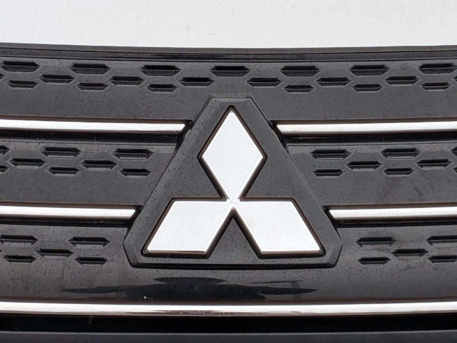 2024 Mitsubishi Outlander SE FWD