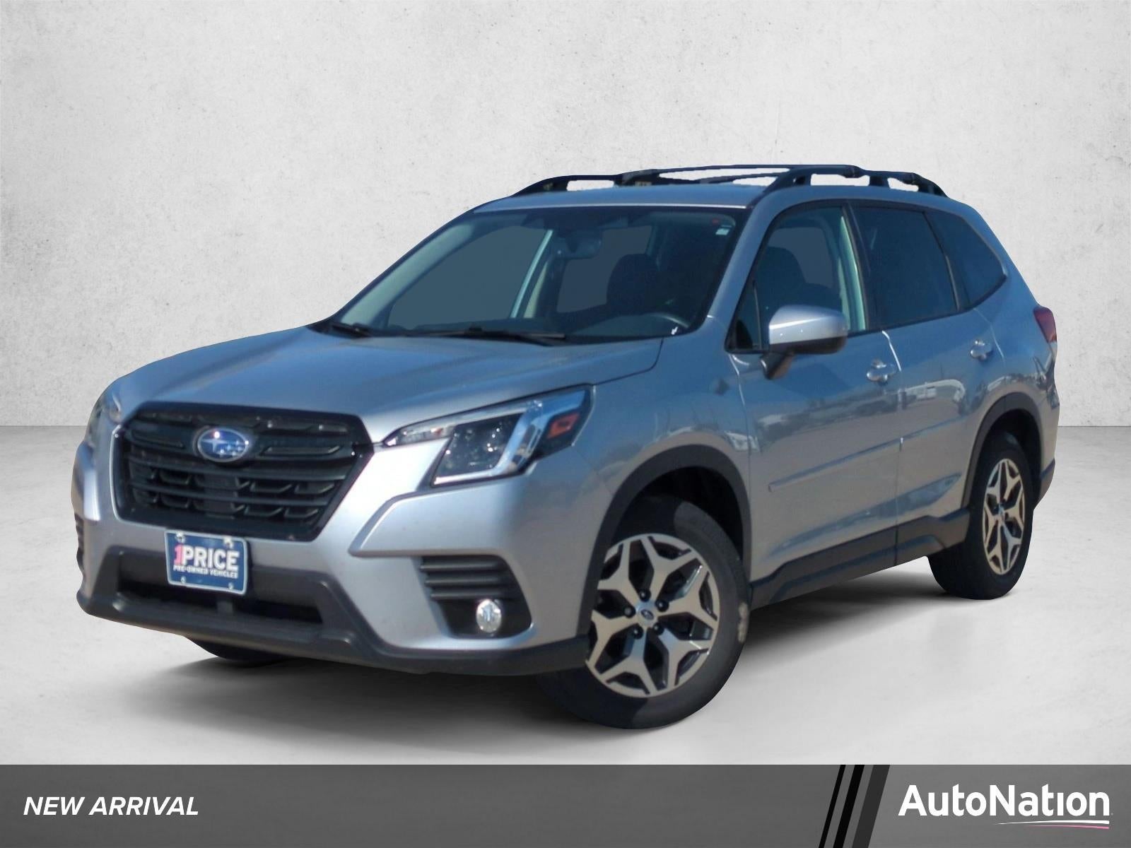 2023 Subaru Forester Premium CVT
