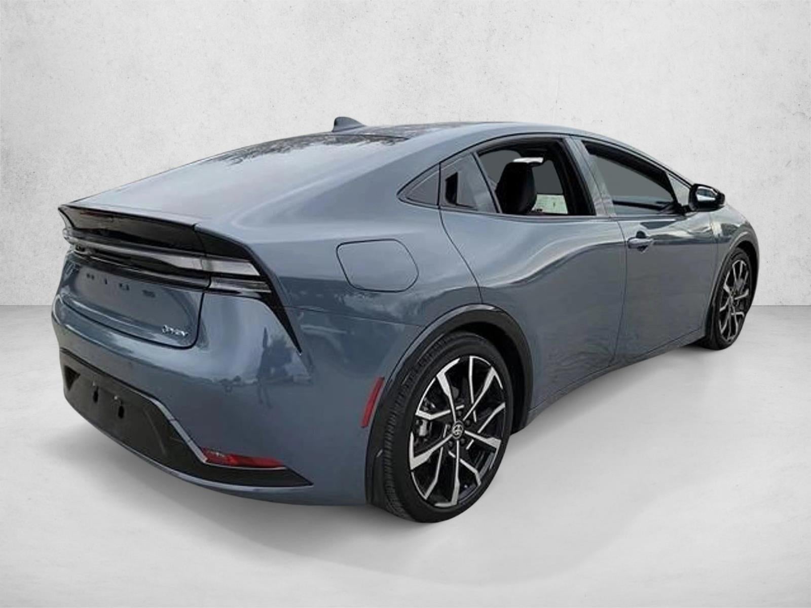 2025 Toyota Prius Plug-In Hybrid XSE (Natl)