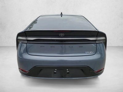 2025 Toyota Prius Plug-In Hybrid XSE (Natl)