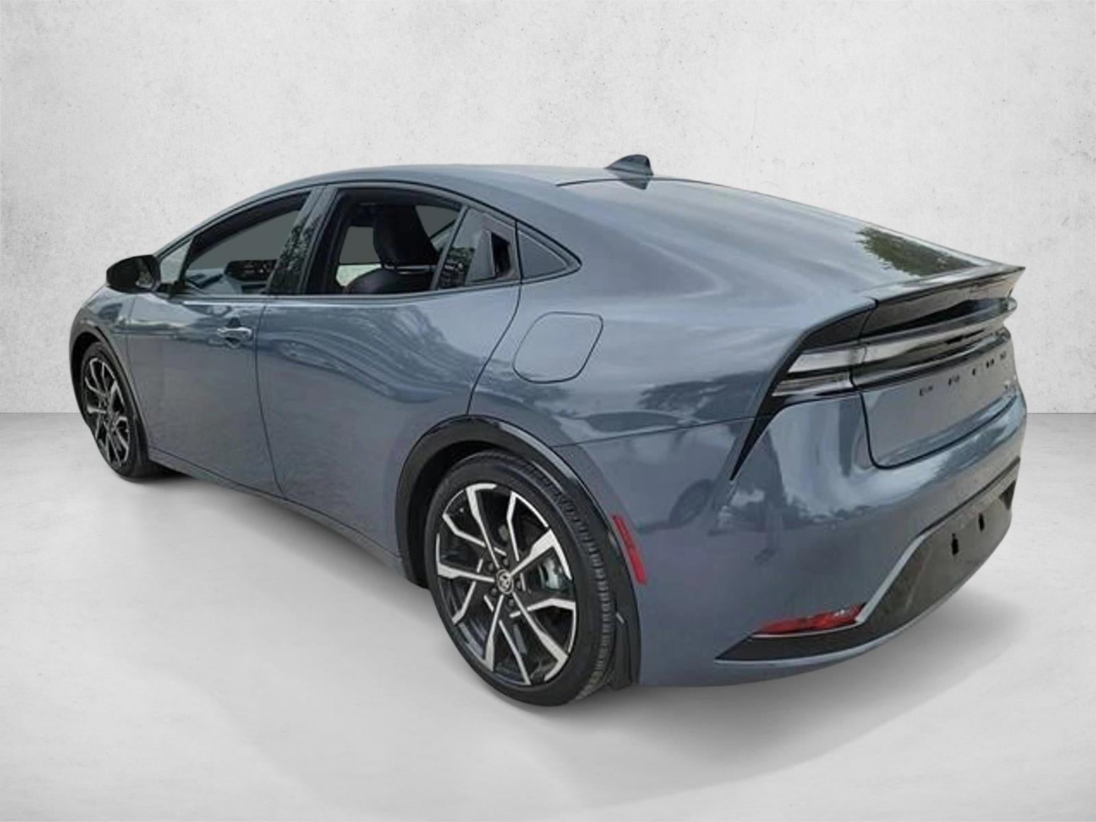 2025 Toyota Prius Plug-In Hybrid XSE (Natl)