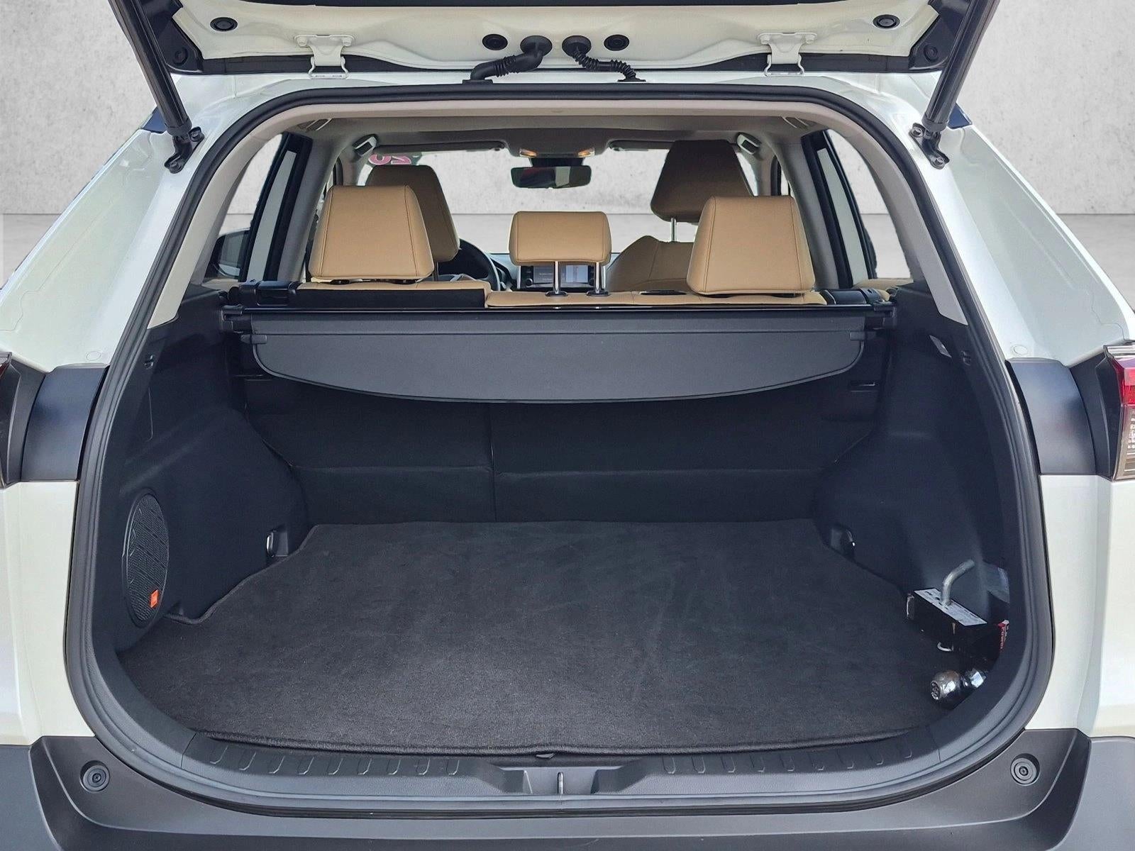 2020 Toyota RAV4 Limited FWD (Natl)