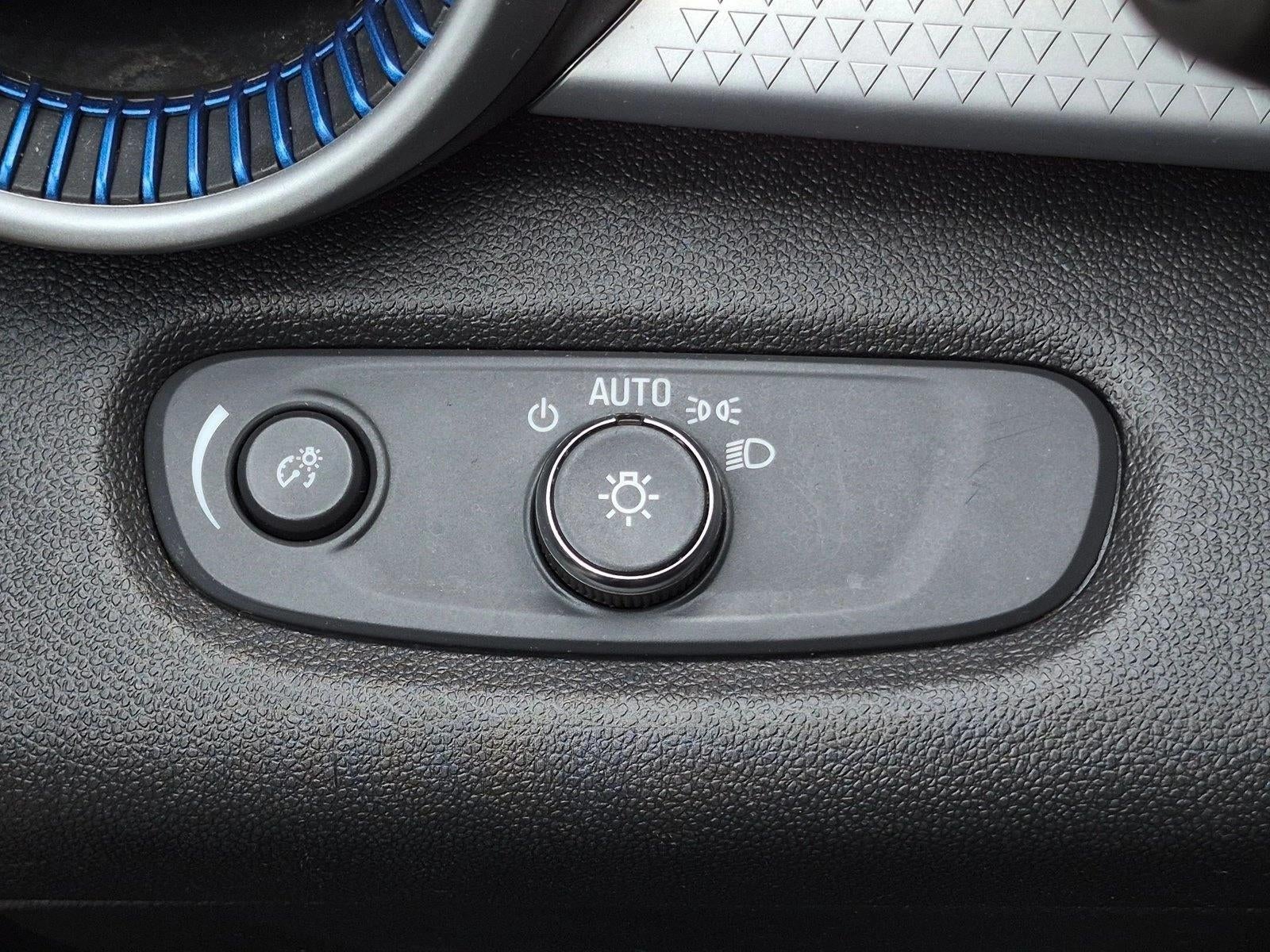 2024 Chevrolet Trax FWD 4dr LS