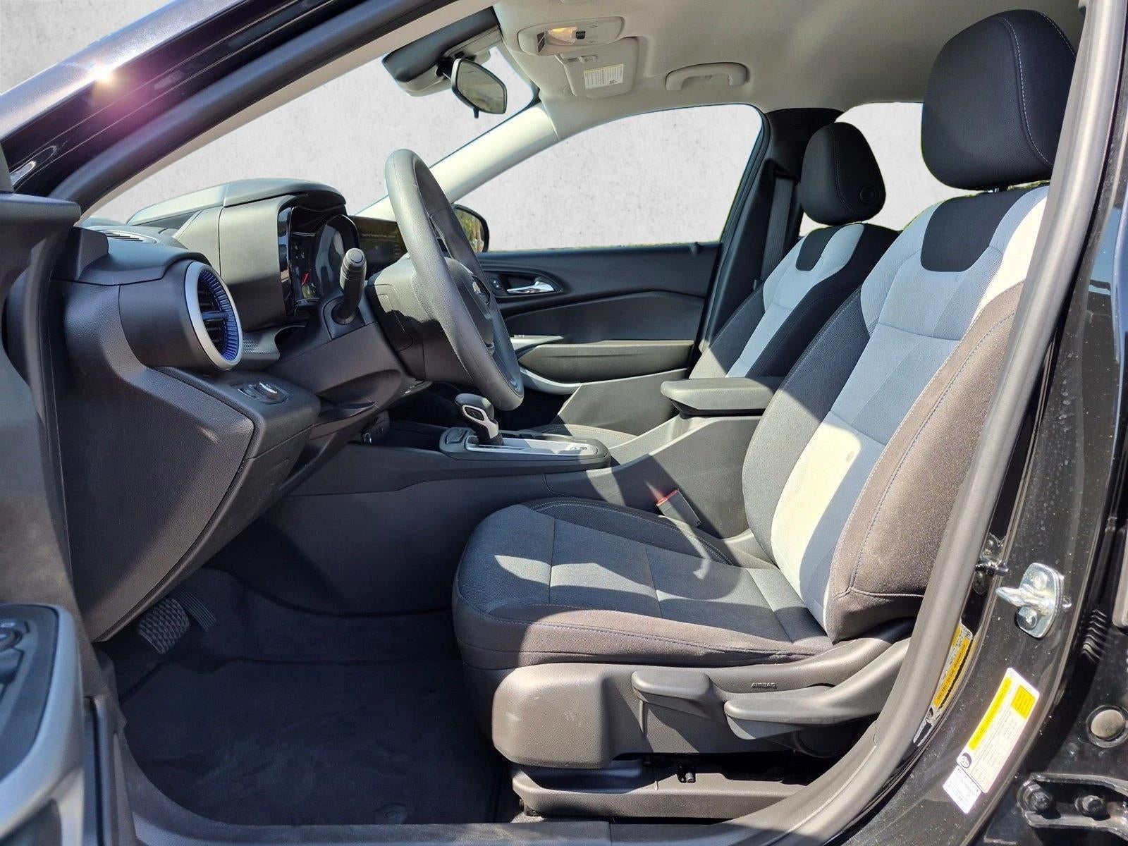 2024 Chevrolet Trax FWD 4dr LS