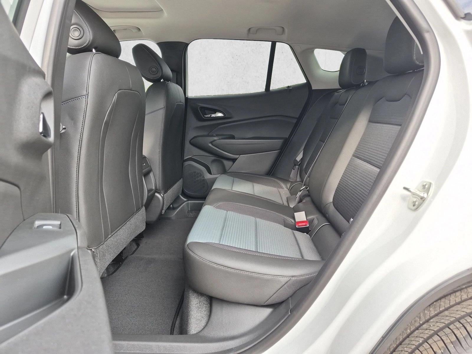 2026 Chevrolet Trax LT - Photo 14