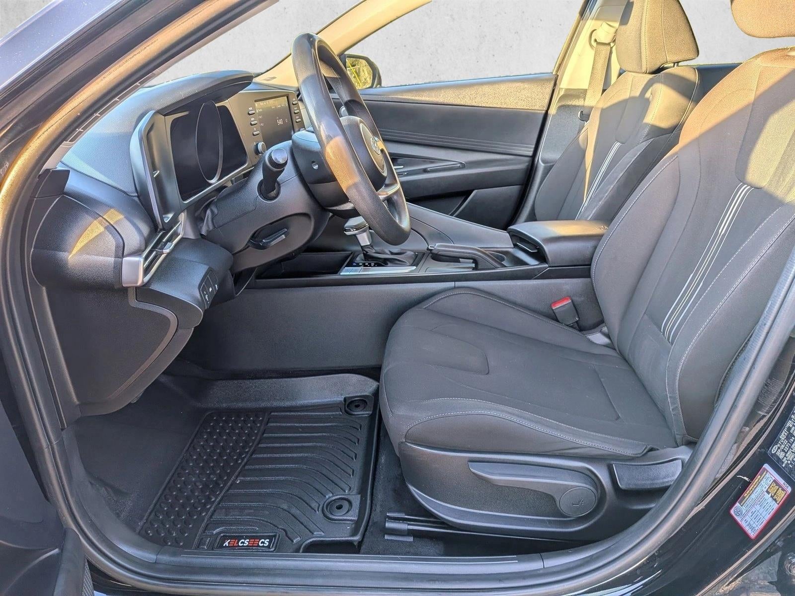 2023 Hyundai Elantra SEL IVT