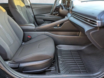 2023 Hyundai Elantra SEL IVT