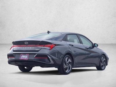 2025 Hyundai Elantra Limited IVT