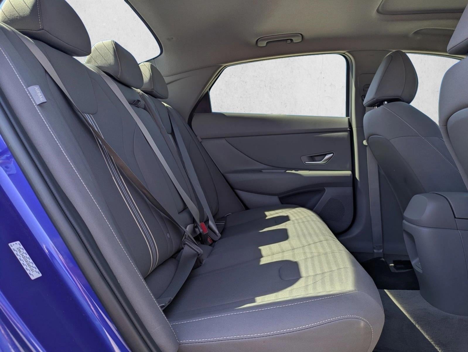 2024 Hyundai Elantra SEL IVT