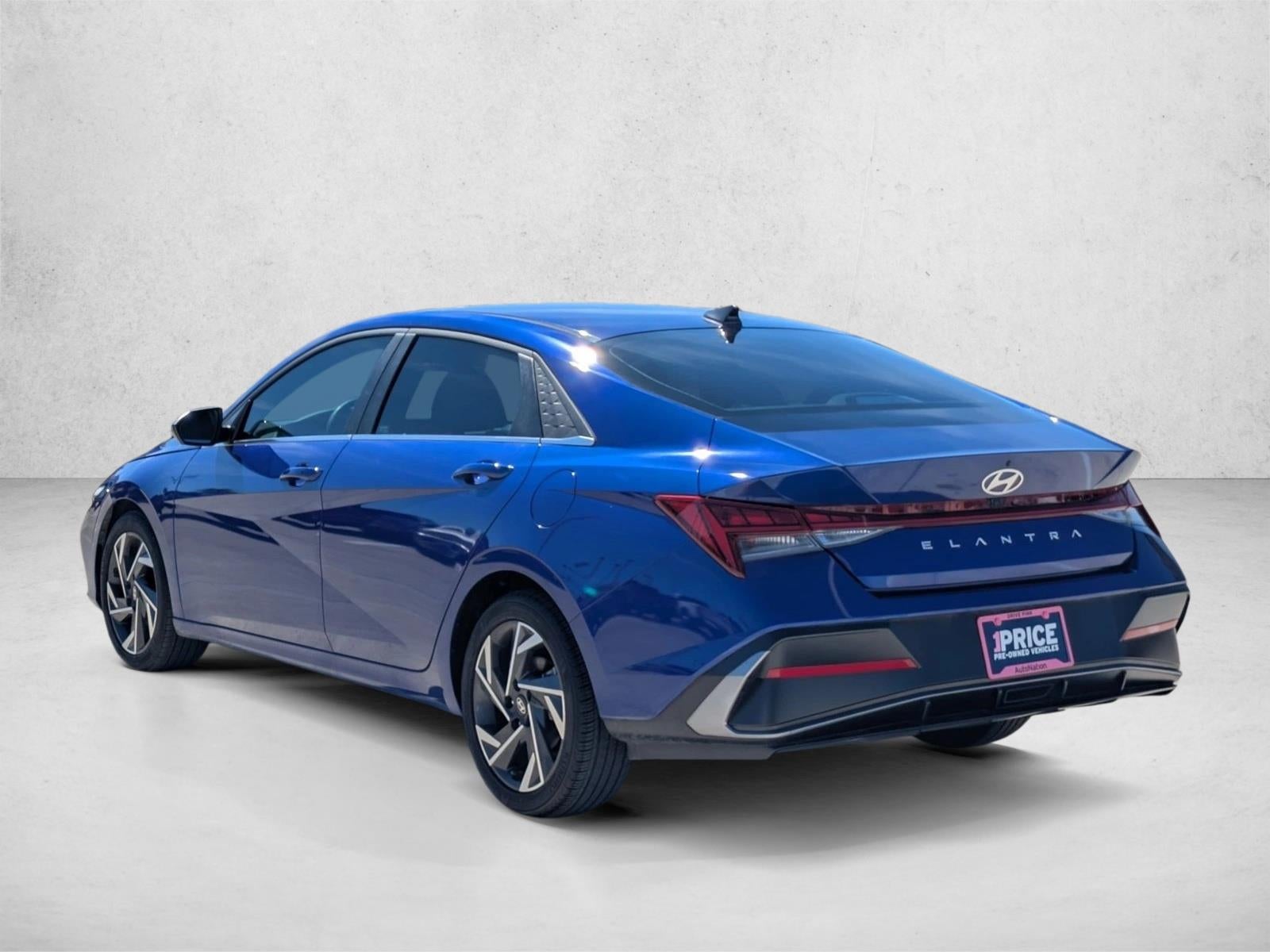 2024 Hyundai Elantra SEL IVT