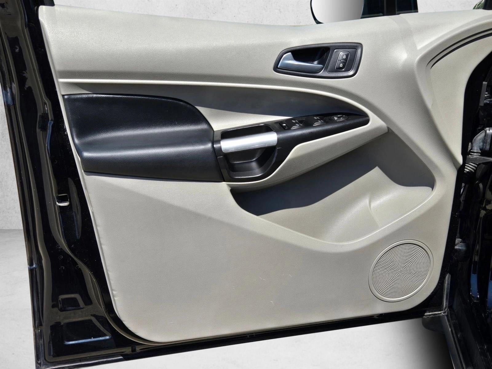 2020 Ford Transit Connect Titanium LWB w/Rear Liftgate