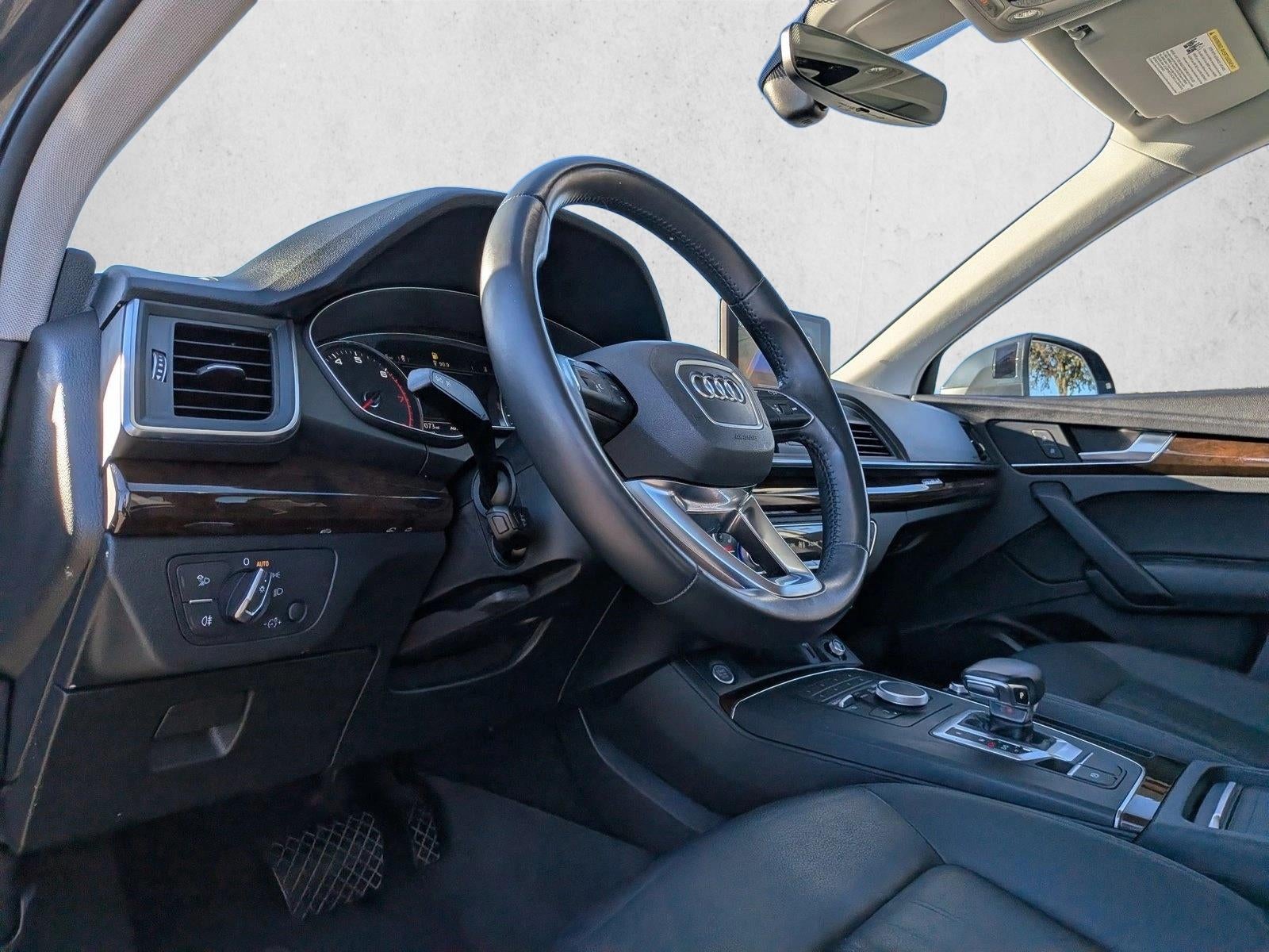 2020 Audi Q5 Premium 45 TFSI quattro