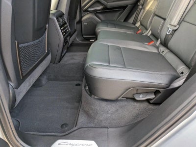 2025 Porsche Cayenne AWD
