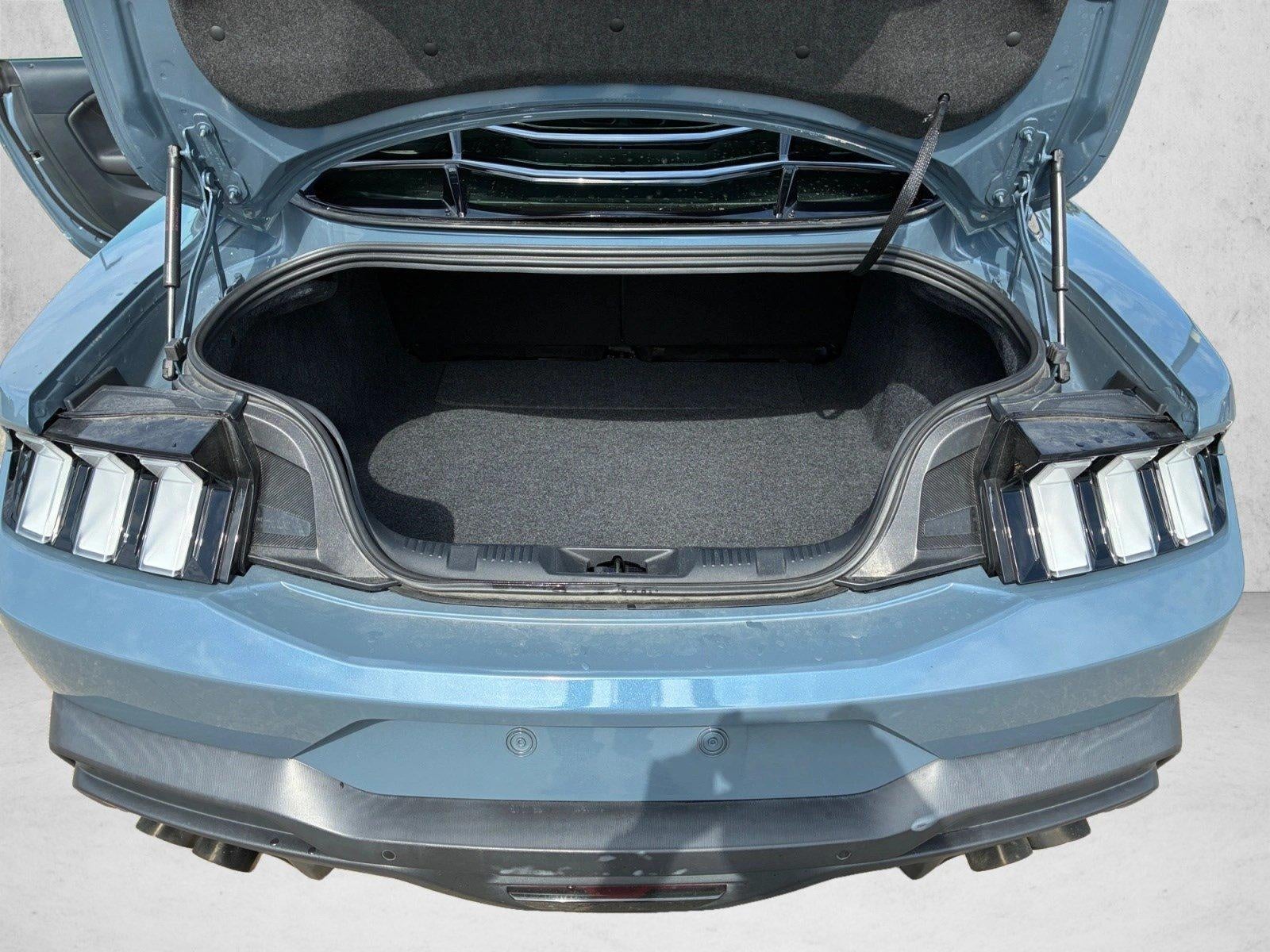 2024 Ford Mustang EcoBoost Fastback