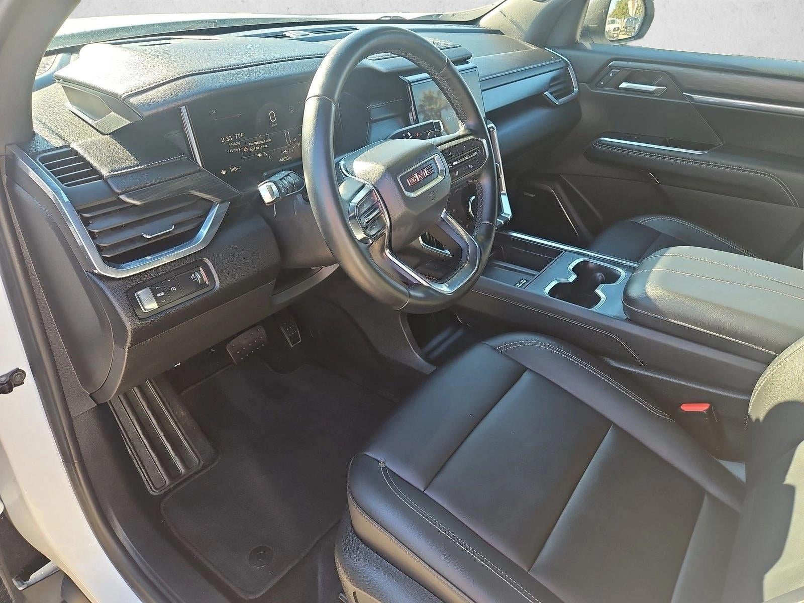 2024 GMC Acadia Elevation