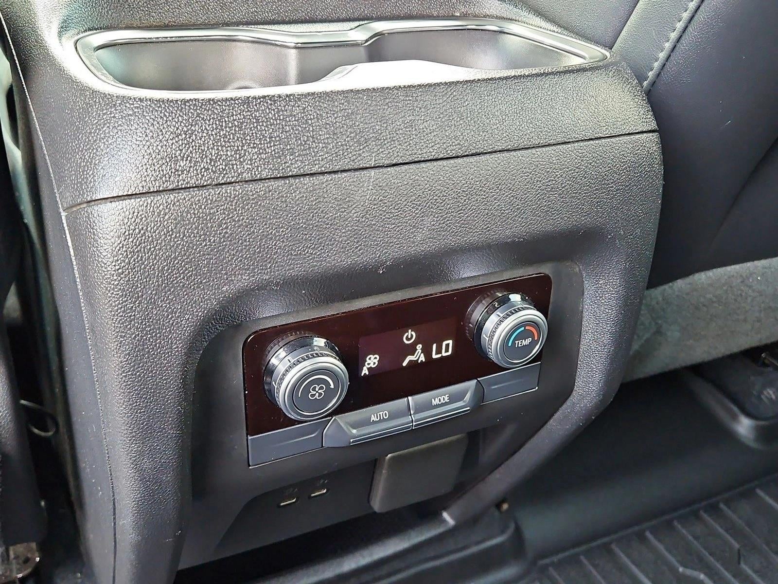 2024 GMC Acadia AT4