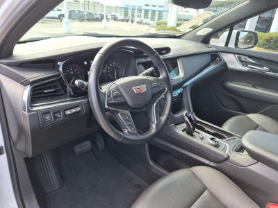 2022 Cadillac XT5 FWD Premium Luxury