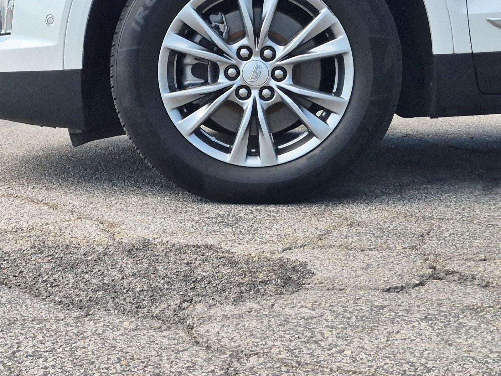 2022 Cadillac XT5 FWD Premium Luxury