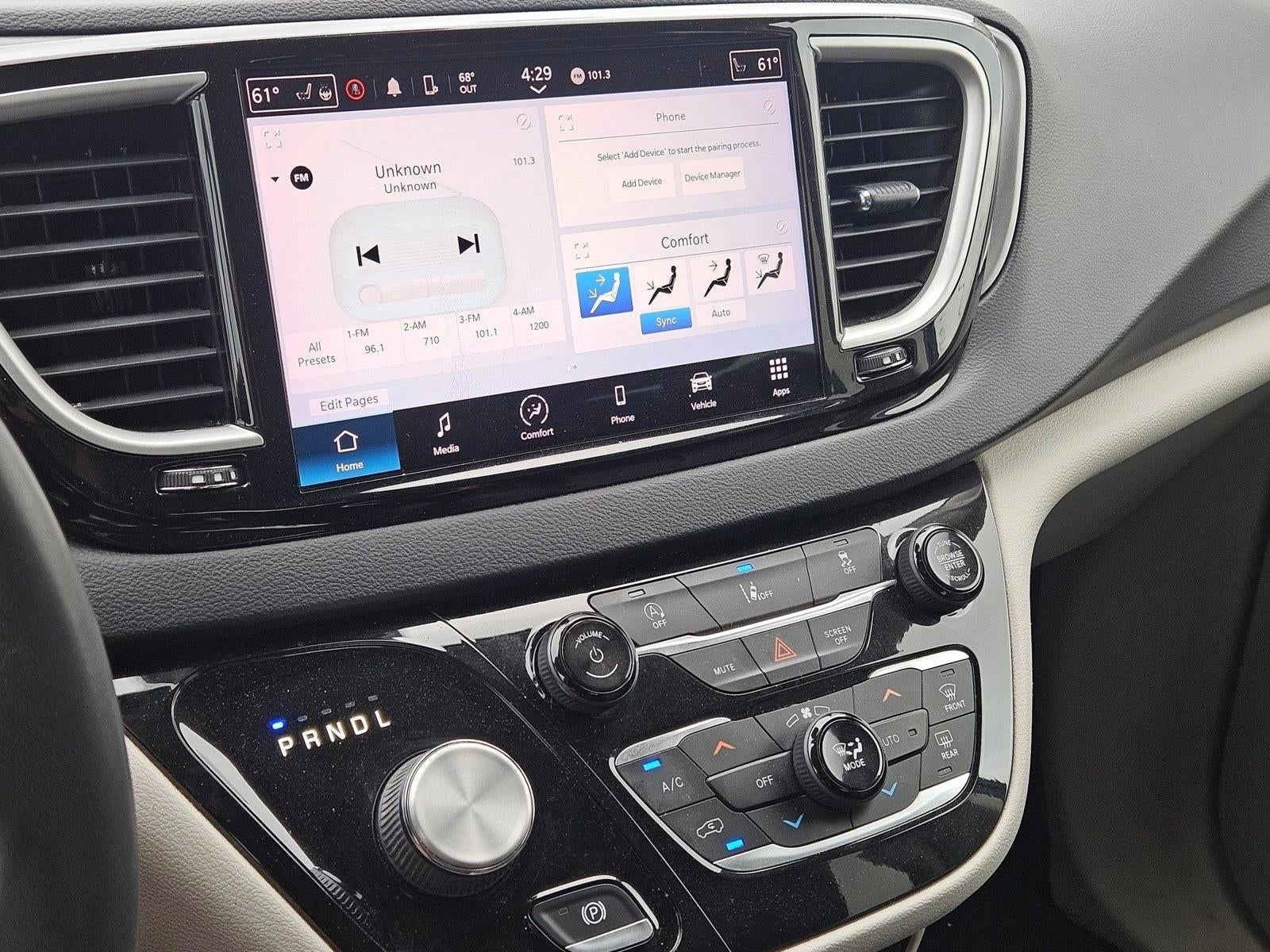 2022 Chrysler Pacifica Touring L