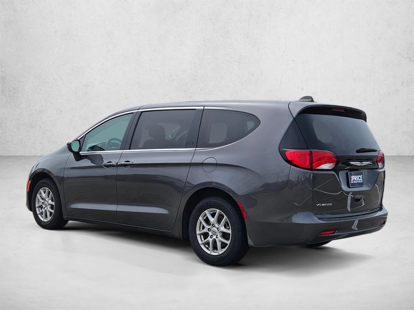 2023 Chrysler Voyager LX