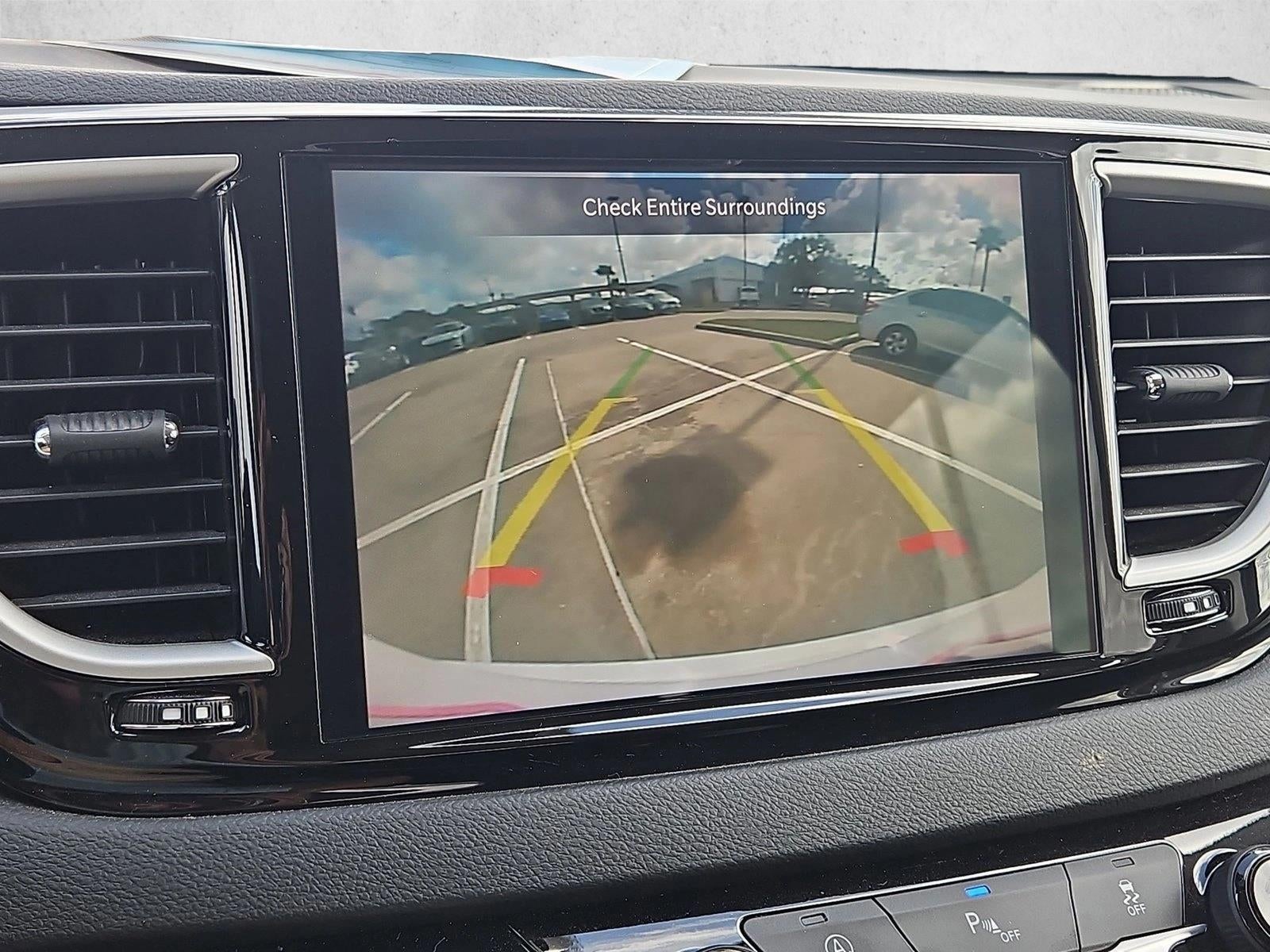 2024 Chrysler Voyager LX