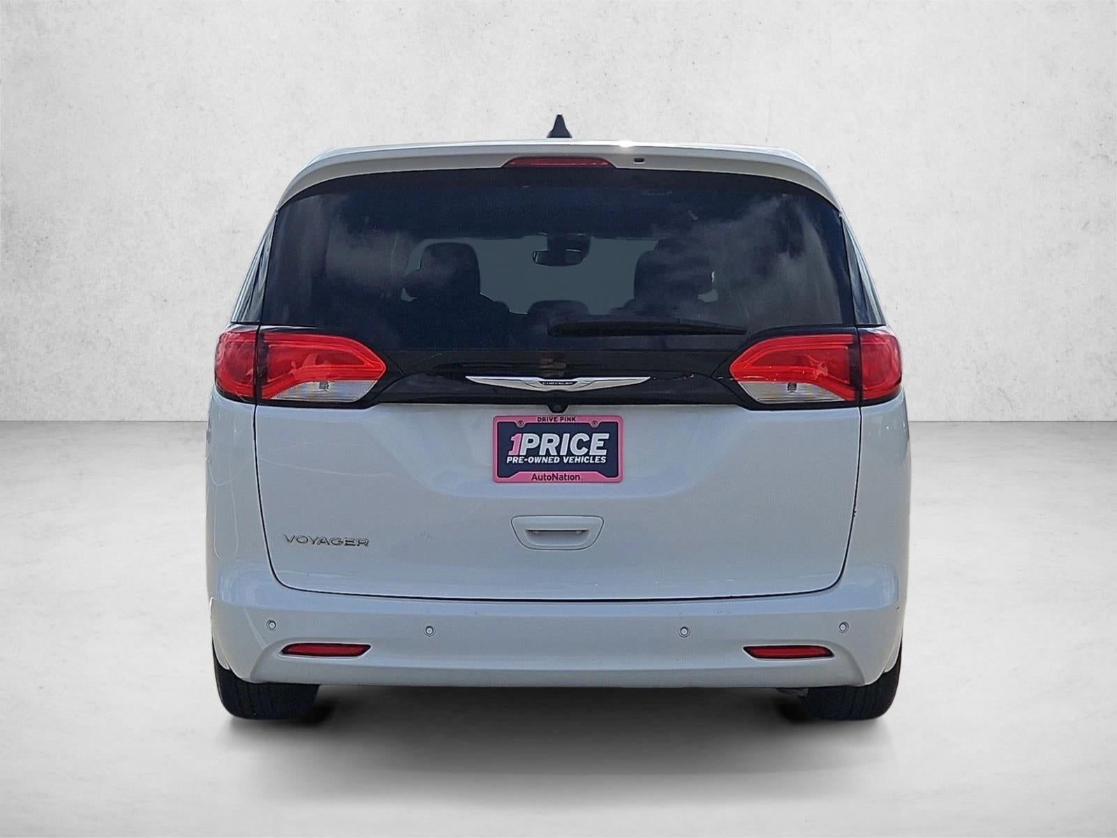 2024 Chrysler Voyager LX