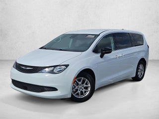 2024 Chrysler Voyager LX