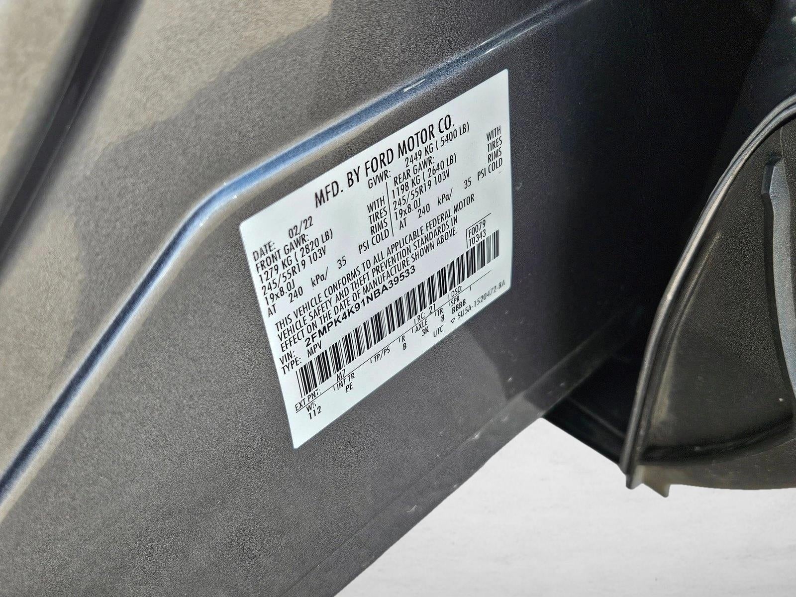 2022 Ford Edge Titanium